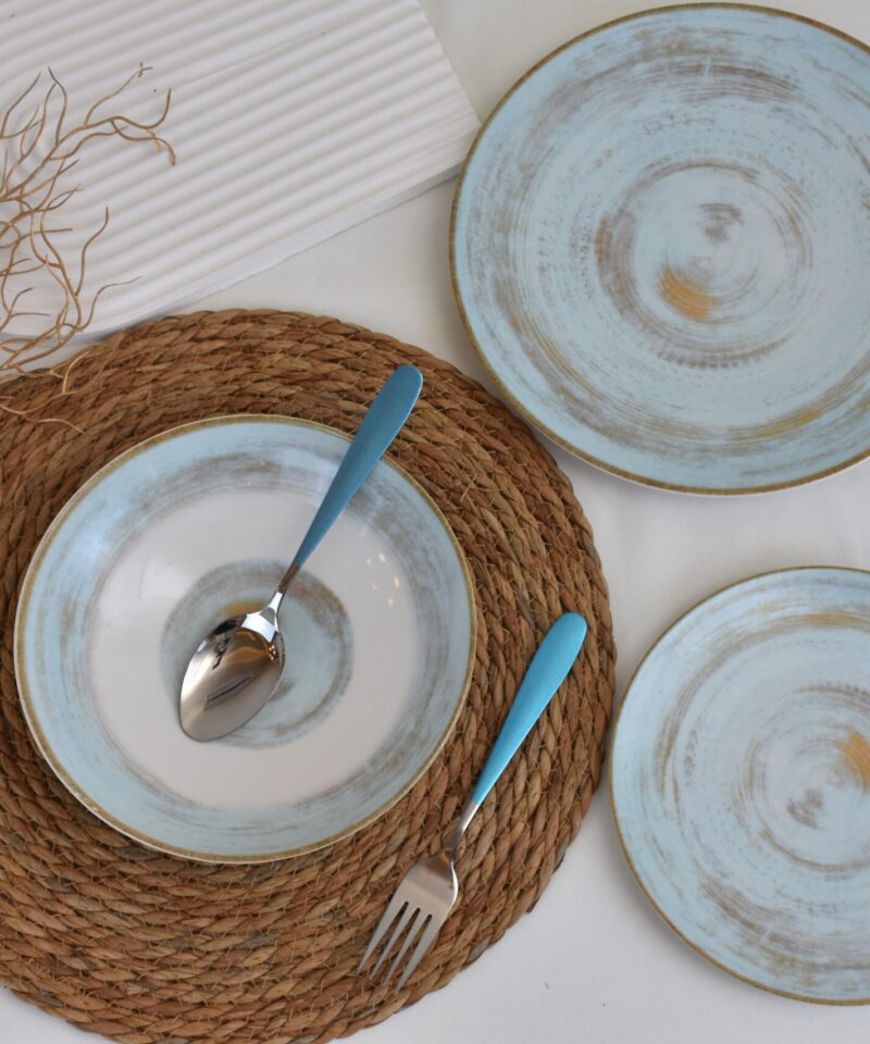 طقم بورسلين 18 قطعة ( laila)